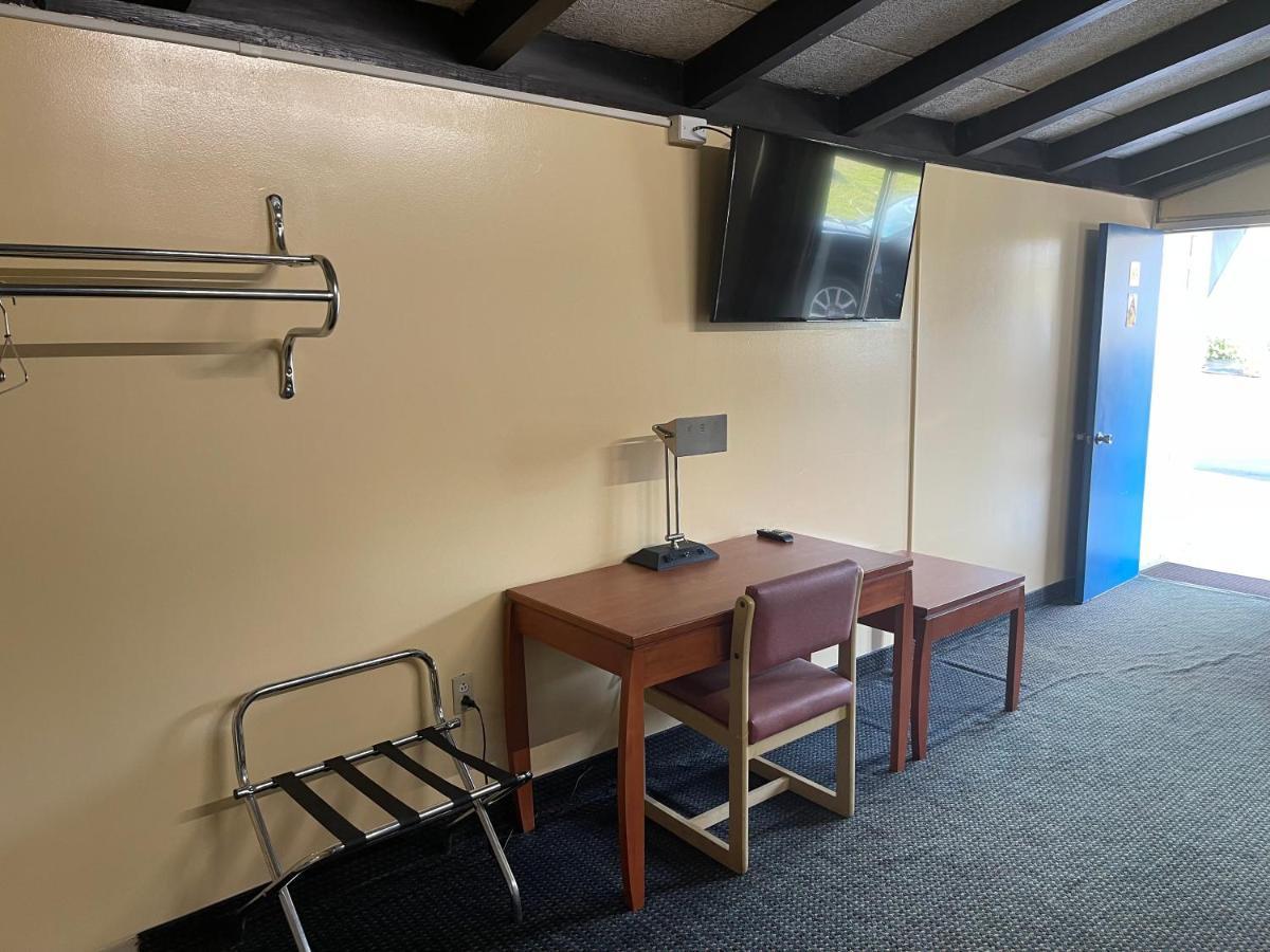 Budget Inn - Madison Esterno foto
