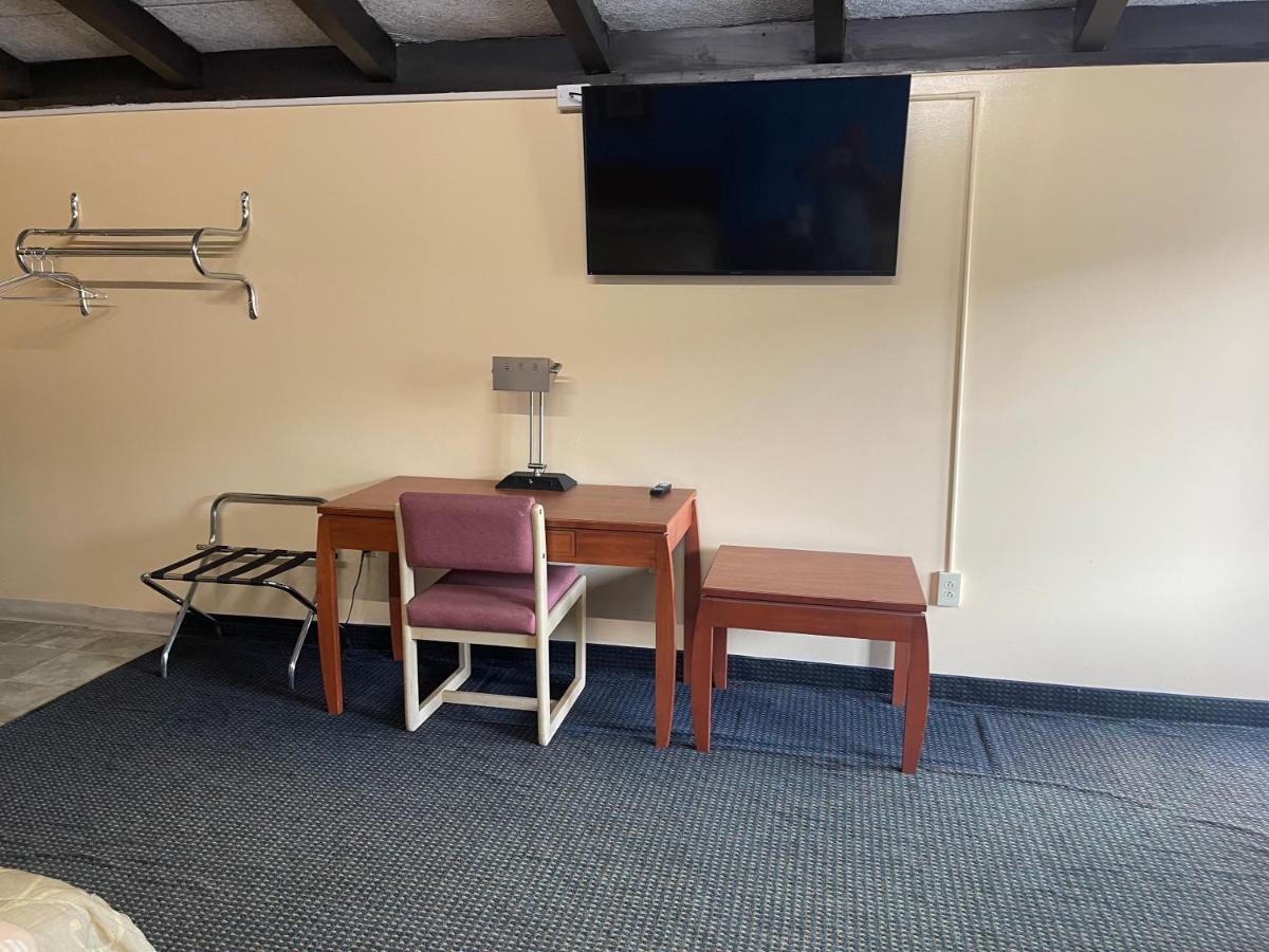 Budget Inn - Madison Esterno foto